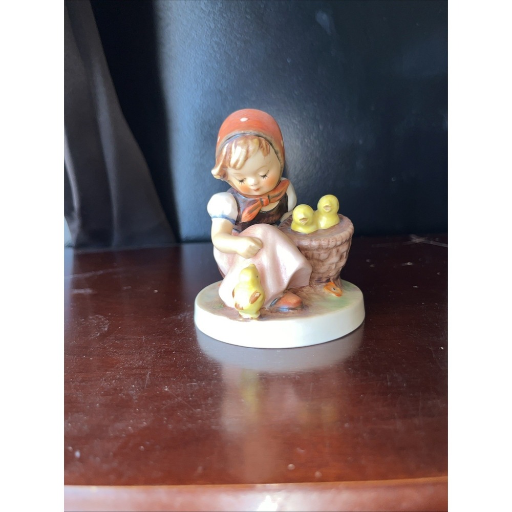 Vintage Goebel Hummel W. Germany Figurine Chick Girl #57/0